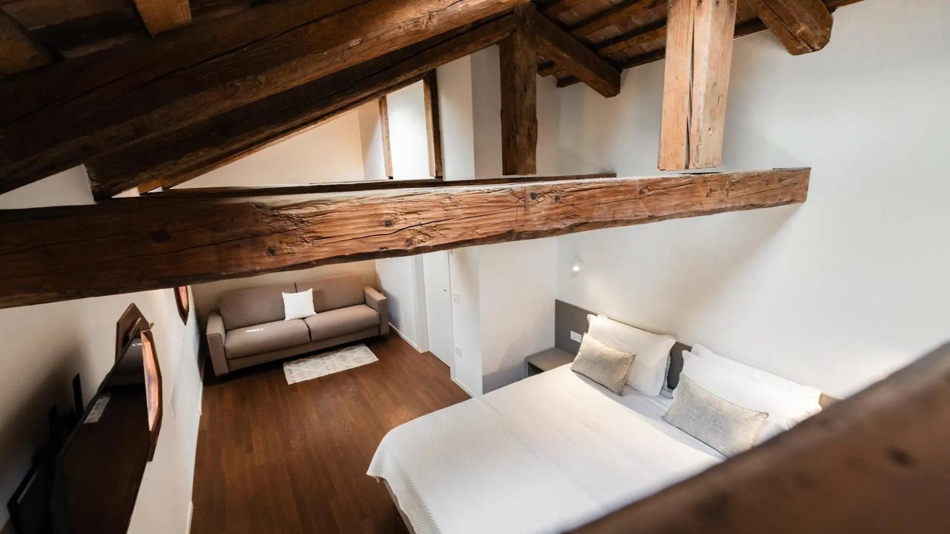 Bed and Breakfast Bassano Club House Бассано-дель-Граппа