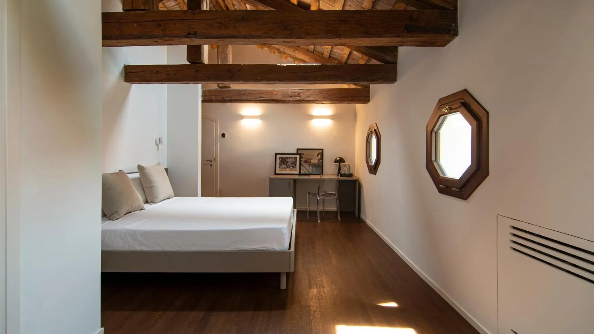 Bassano Club House Bed & Breakfast Bassano del Grappa İtalya